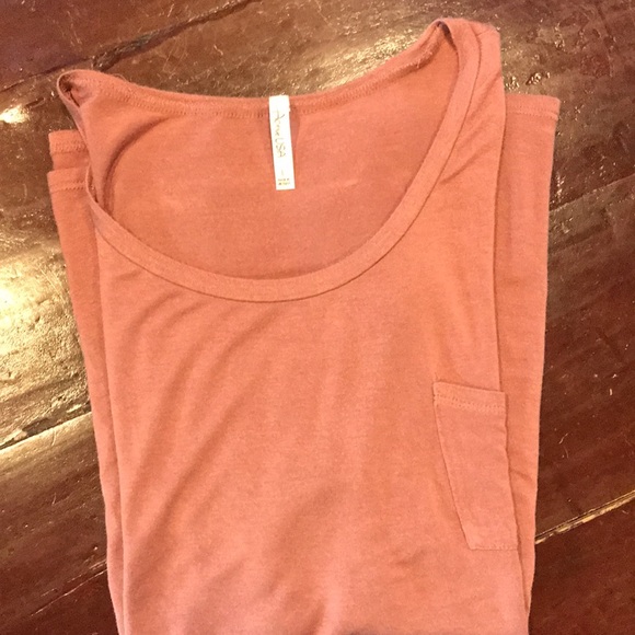 Active USA Top - Picture 7 of 7